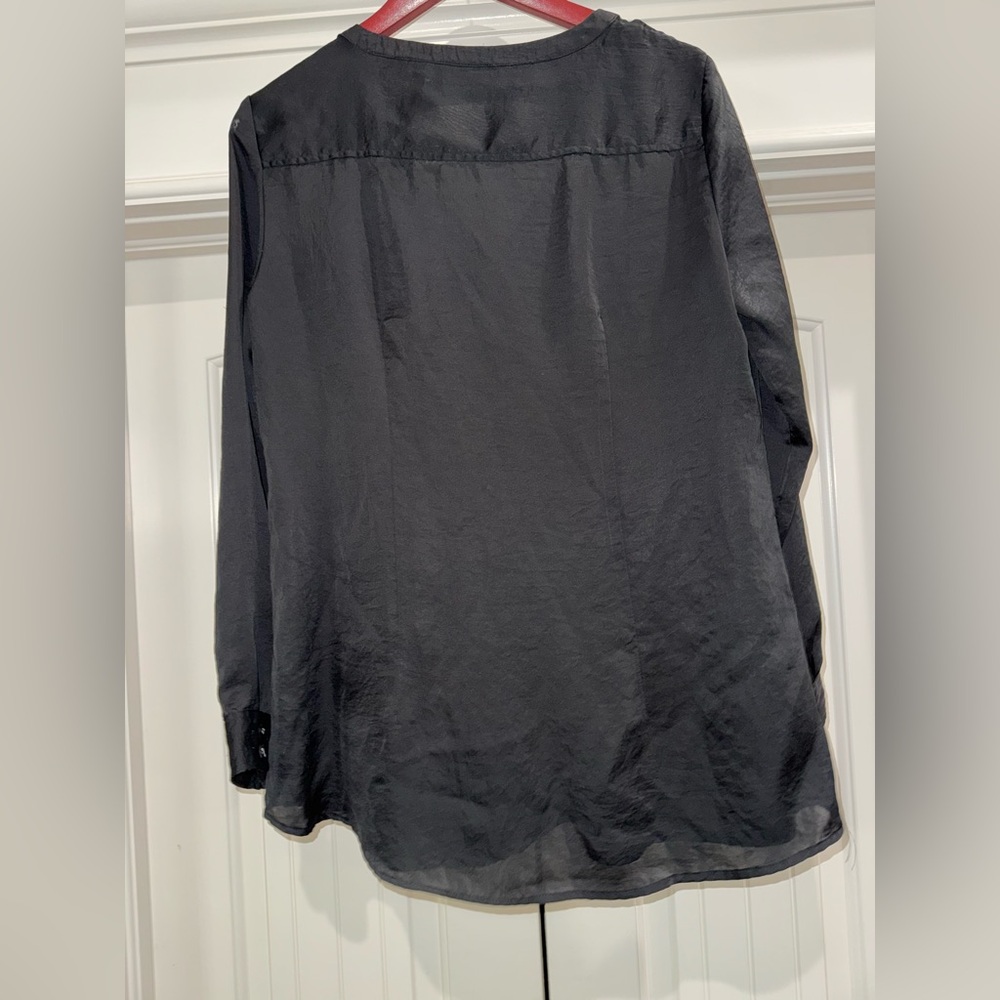 New York & Company Black Ruffle Blouse Long Sleeve V-Neck Size Large - Picture 3 of 5